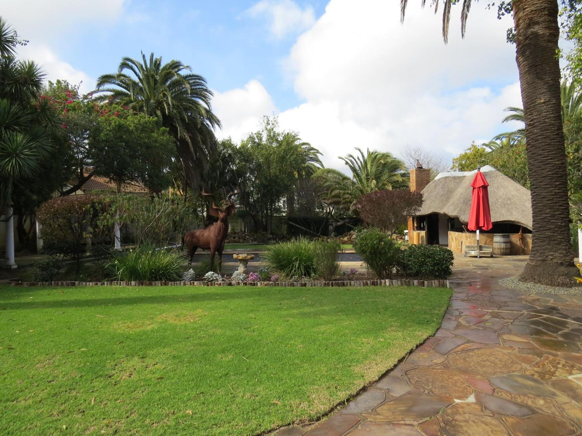 Easy Five Guest House Somerset West Exterior photo