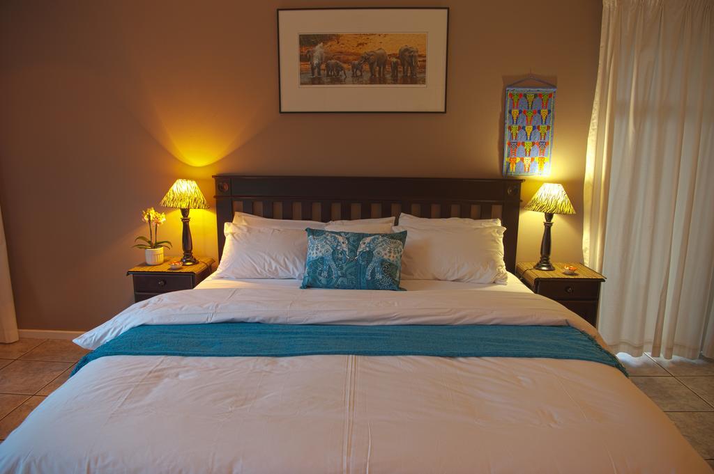 Easy Five Guest House Somerset West Exterior photo